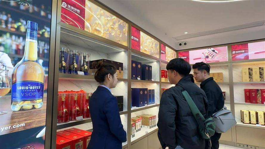 宜昌三峡国际机场出境免税店盛装开业
