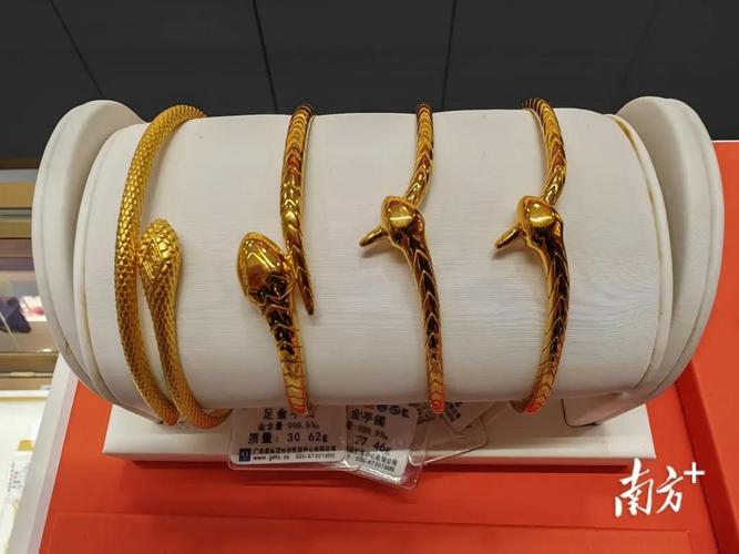 春节排队还要“抢号”！这种生意，咋这么火？