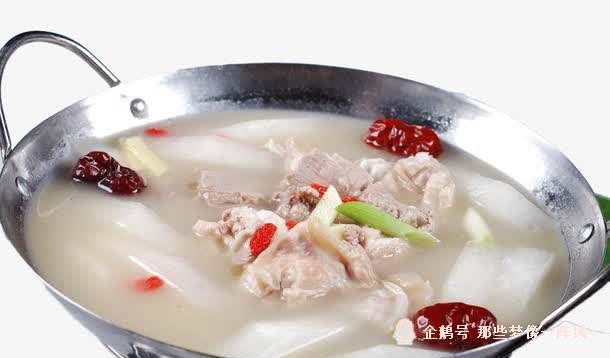 炖羊肉汤时，千万别放“它”，不然羊汤特别膻，而且羊肉特别硬