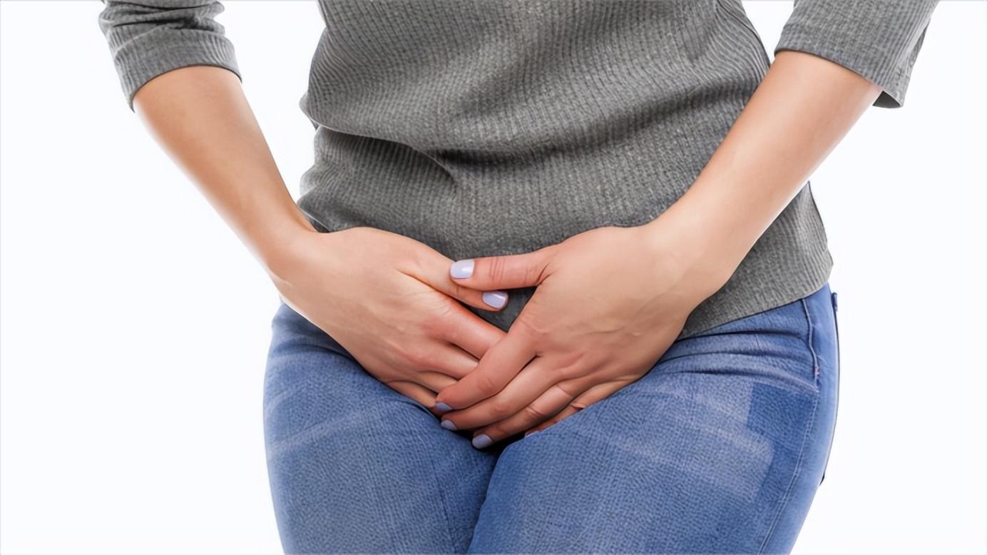 女性内裤出现3种颜色，当心妇科病盯上你！千万别以为只是有点脏