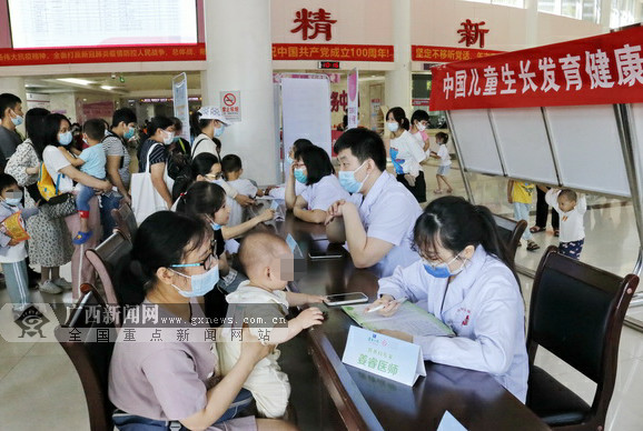孩子身材矮小咋办？专家称3-12岁为身高干预黄金期