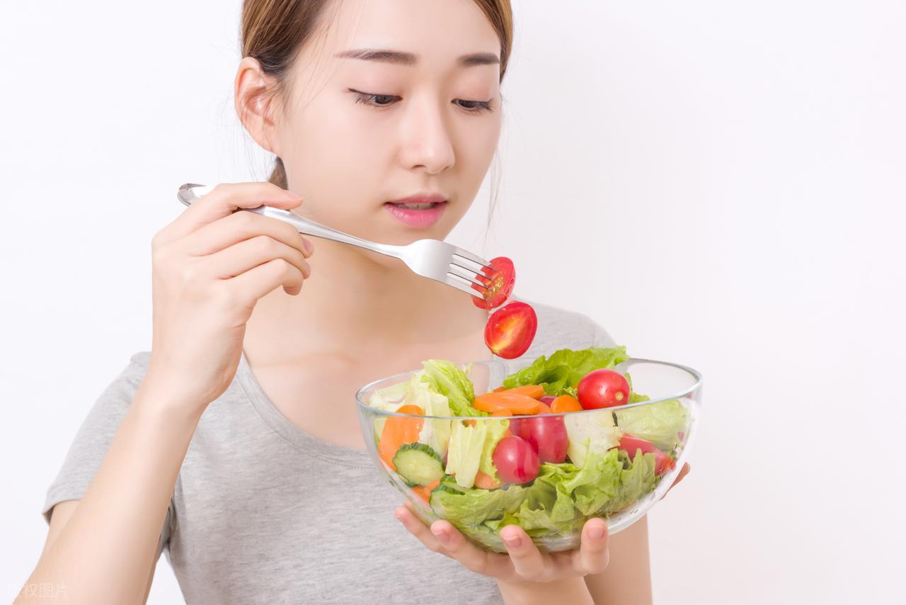 术后喝粥更养胃？药师揭秘：这 2 类饮食，可能反让伤口难愈合