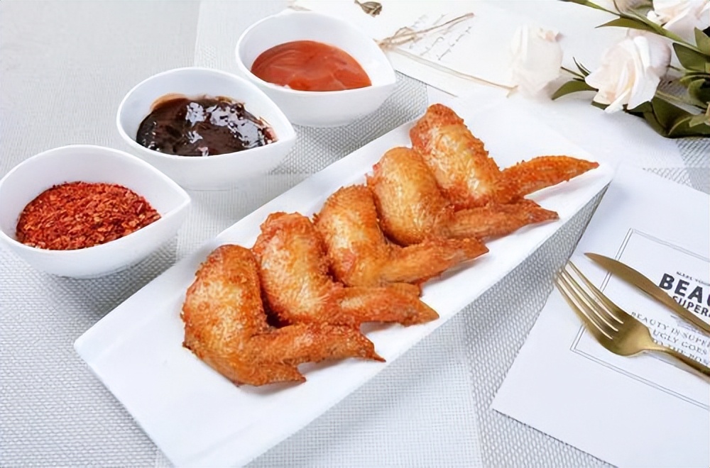 鸡鸭鱼是发物，癌症患者不能吃？真正要少碰的食物，其实是这4种