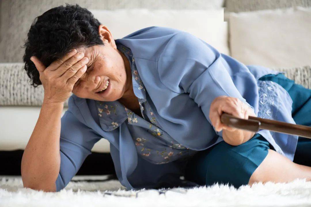 两个月内连续中风，只因没有坚持吃药？遵医嘱服用苏合香丸很重要
