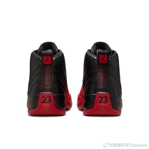 全球最昂贵运动鞋魅力何在？Air Jordan 12 (Flu Game) 见证传奇