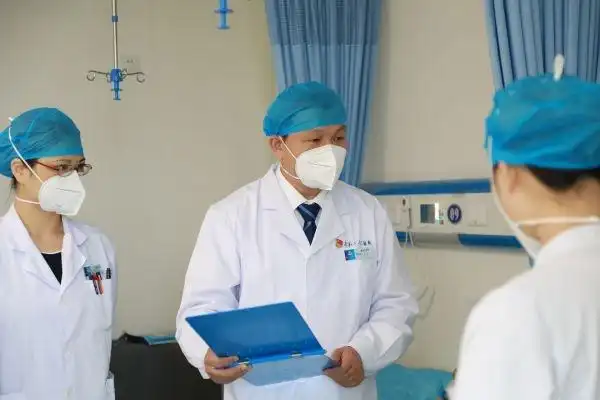 85岁奶奶拔除尿管就尿潴留，康复治疗让老人摆脱尴尬