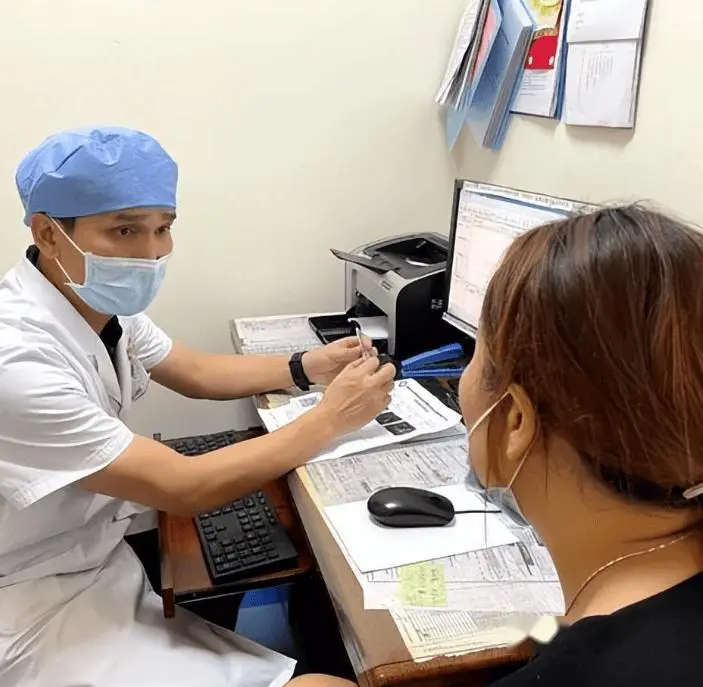 甲状腺疾病常吃的优甲乐，常有4种副作用?医生教你如何避免!