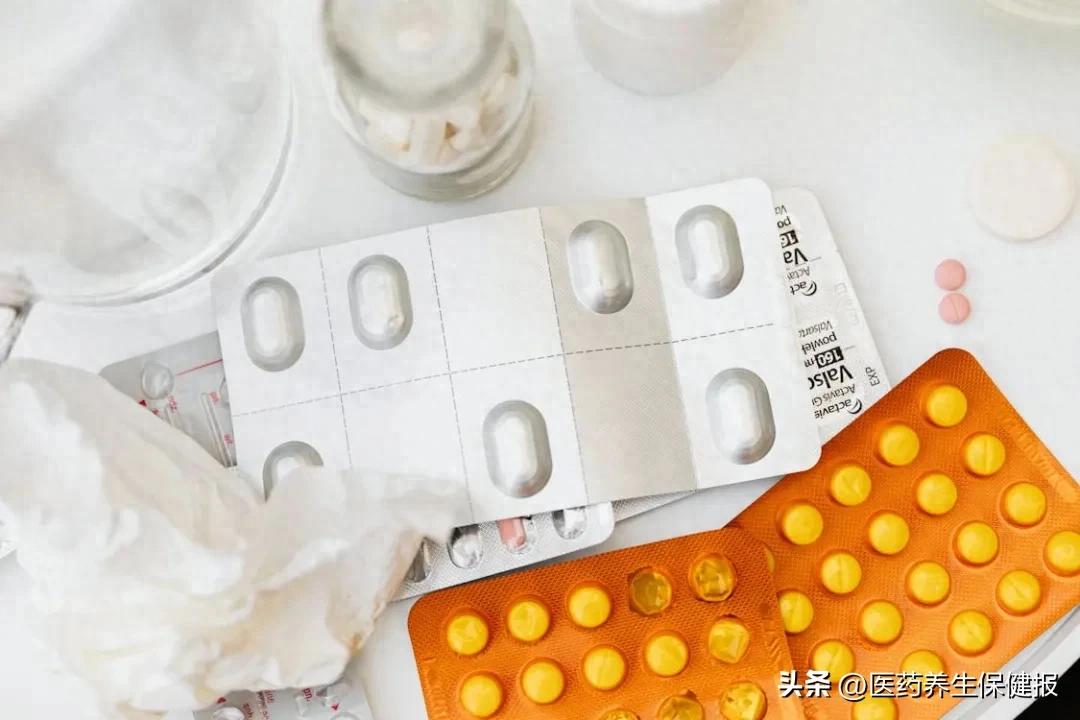 常见毒物种类有哪些？发生急性中毒时如何紧急处理？
